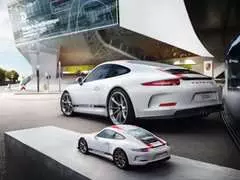 Porsche 911 R - image 8 - Click to Zoom