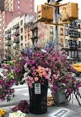 Puzzle Moment: Flowers in New York - image 2 - Click to Zoom